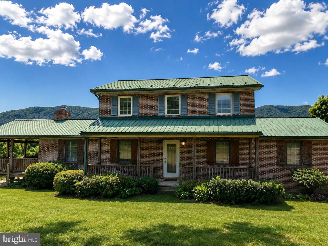 134 Spring Mountain Way - Photo 1