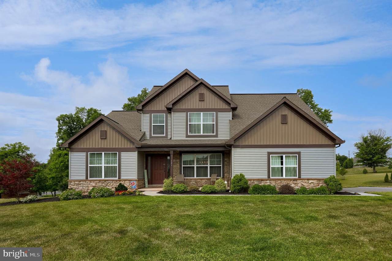 121 Valley Road - Photo 1