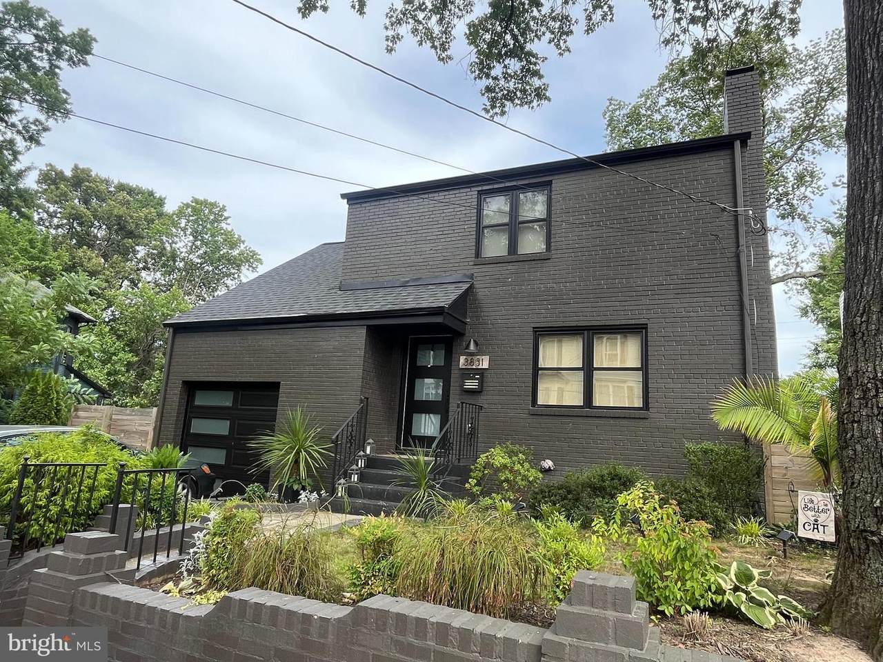 3831 Elbert Avenue - Photo 1