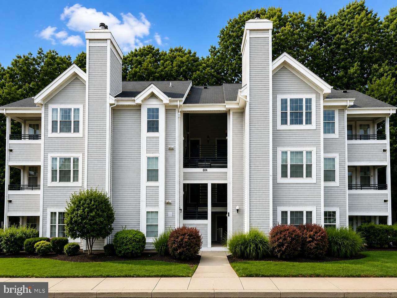 604 Moonglow Road - Photo 1