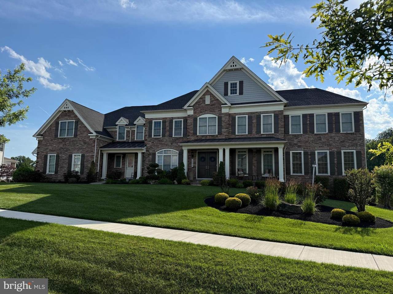 2865 Seabiscuit Drive - Photo 1