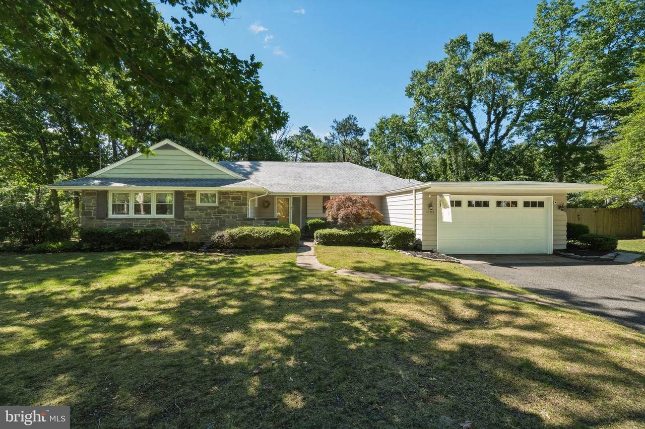 1101 Earle Avenue - Photo 1