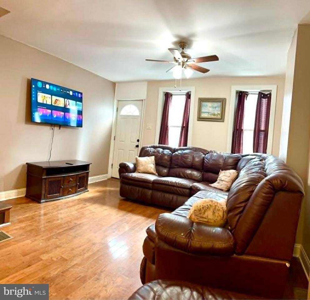 1209 Peters Street - Photo 1