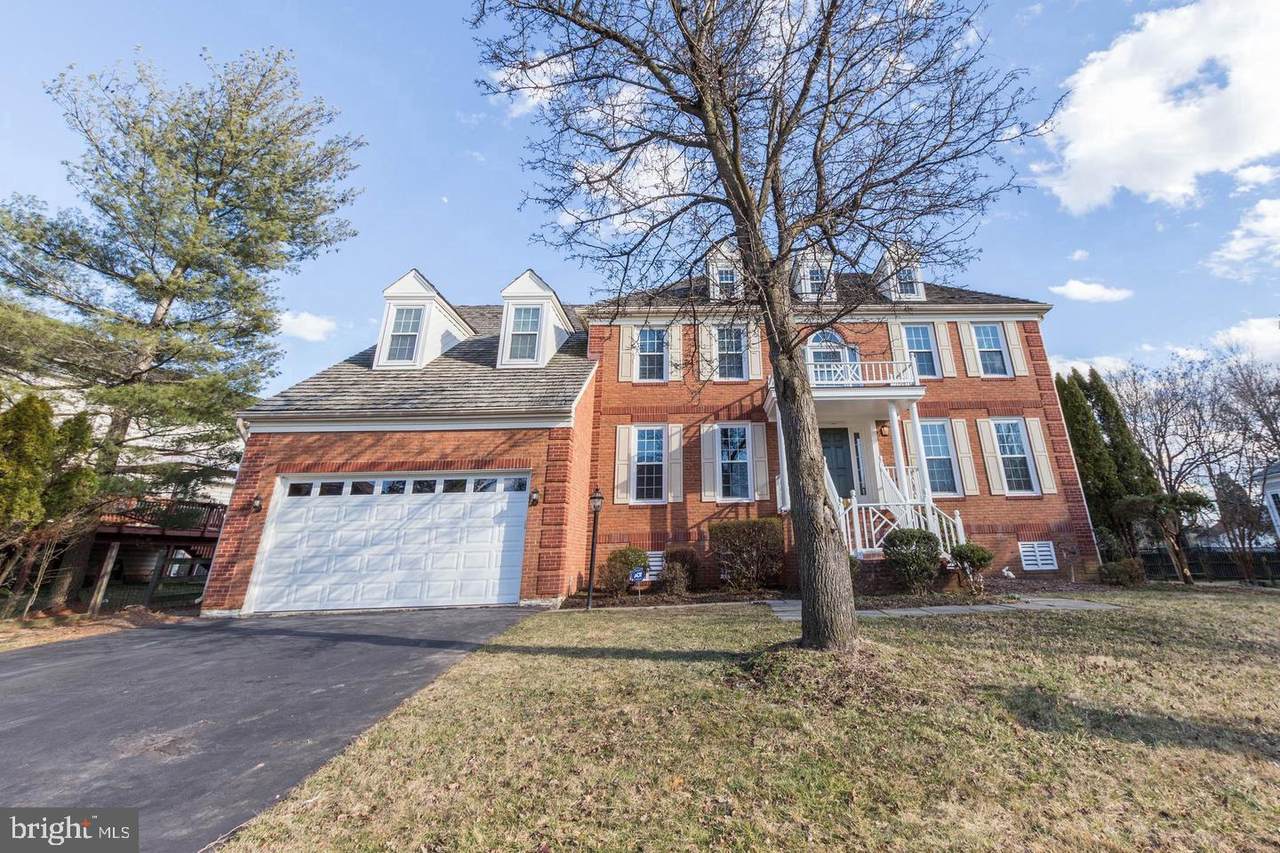 14213 Floral Park Drive - Photo 1
