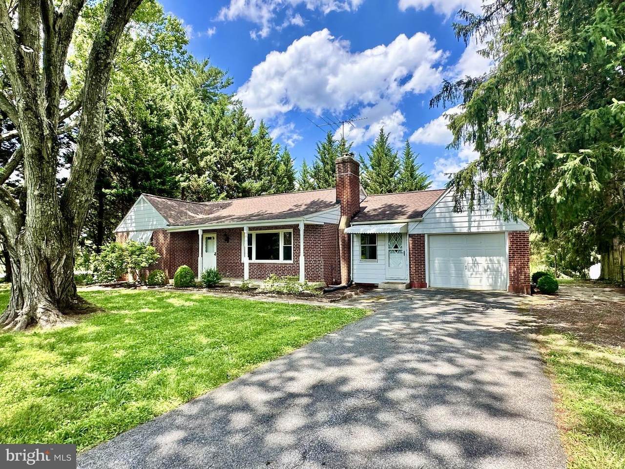2570 Deer Park Road - Photo 1