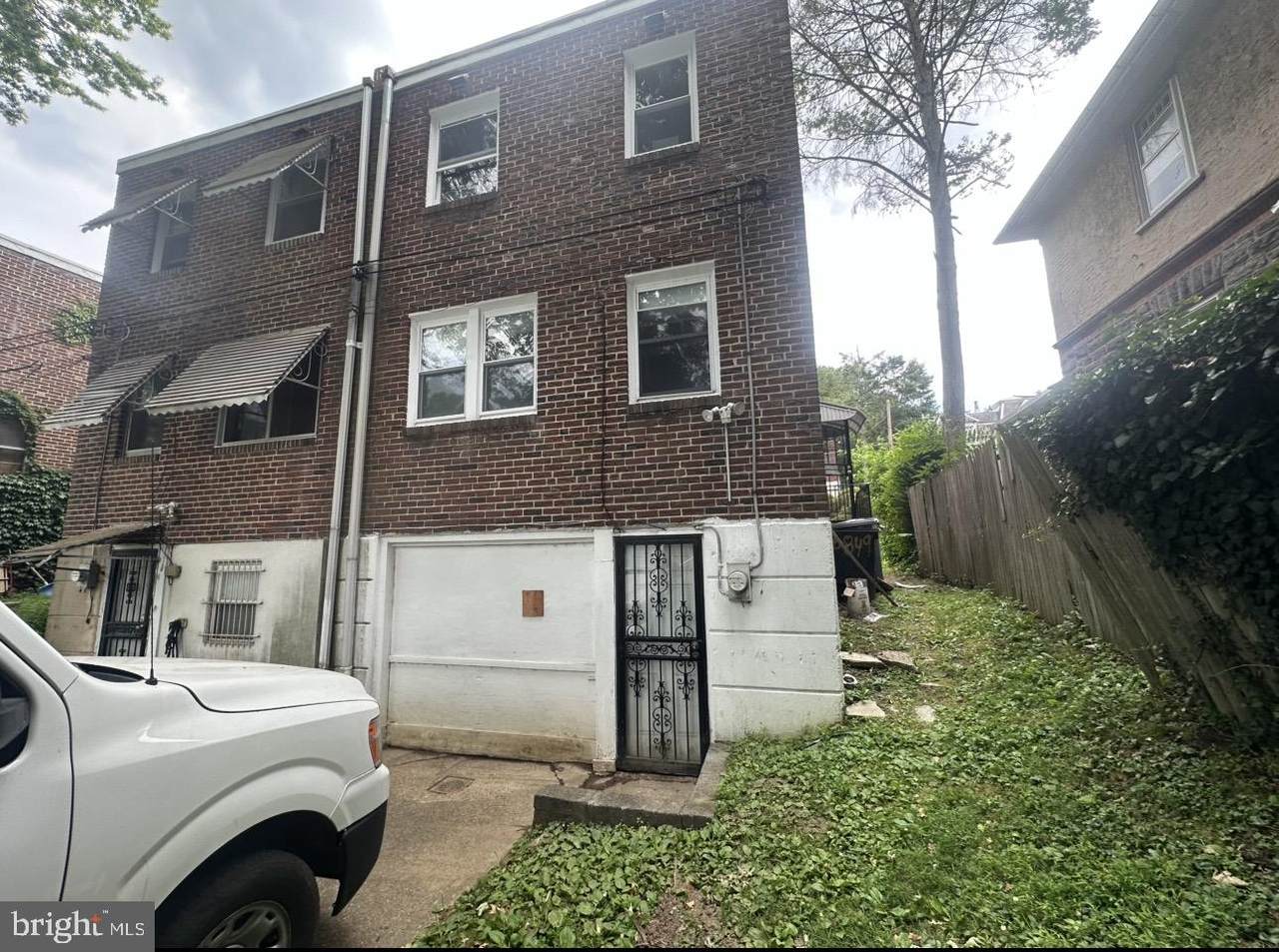151 Penn Street - Photo 1