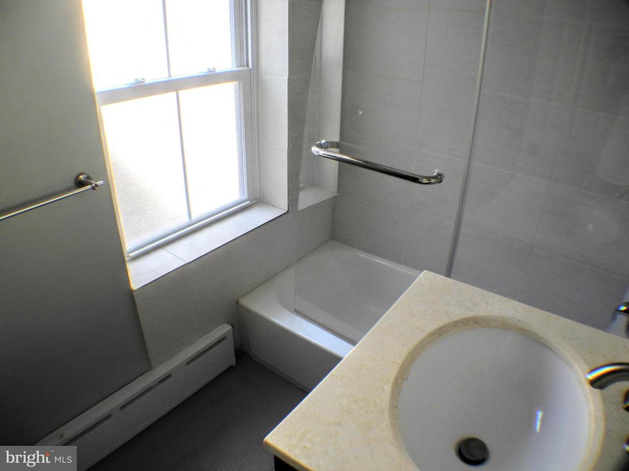 https://bt-photos.global.ssl.fastly.net/brightmls/1280_boomver_1_805066798864-2.jpg