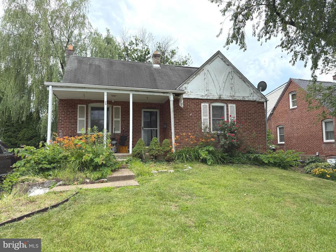 35 James Road - Photo 1