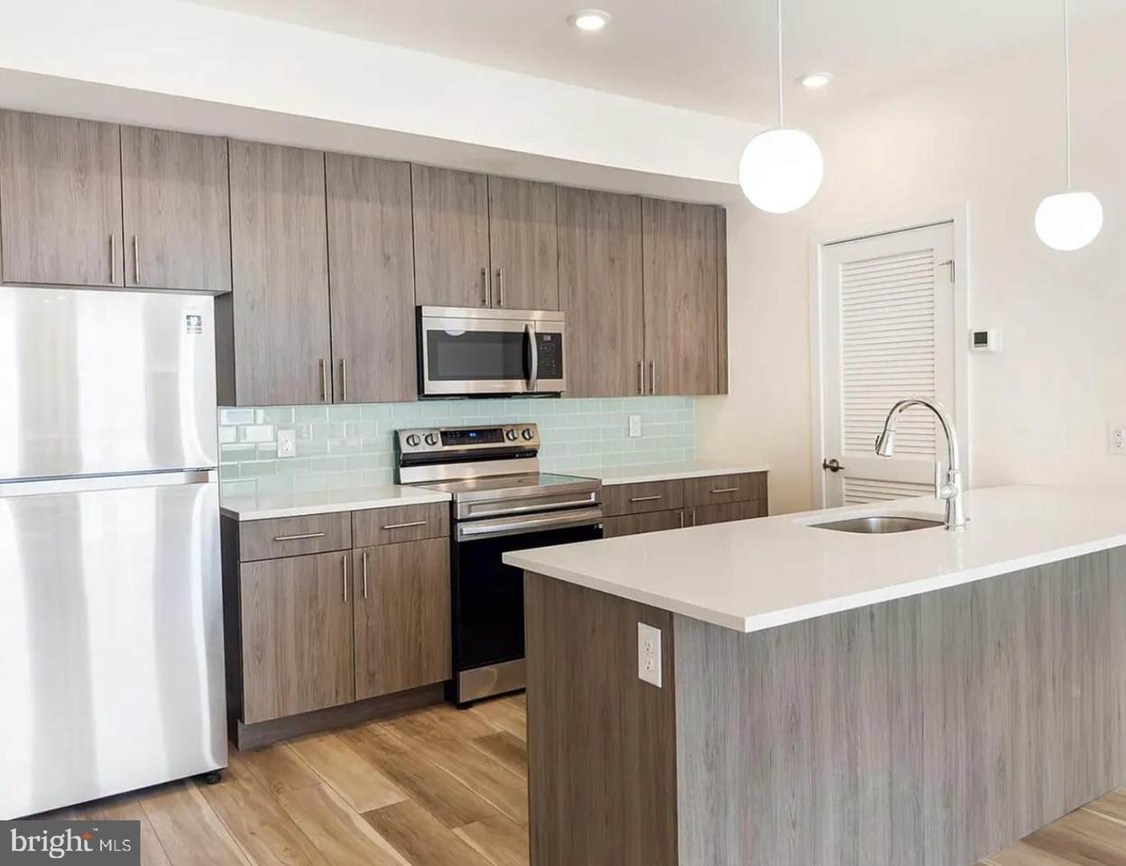 1600 Germantown Avenue - Photo 1