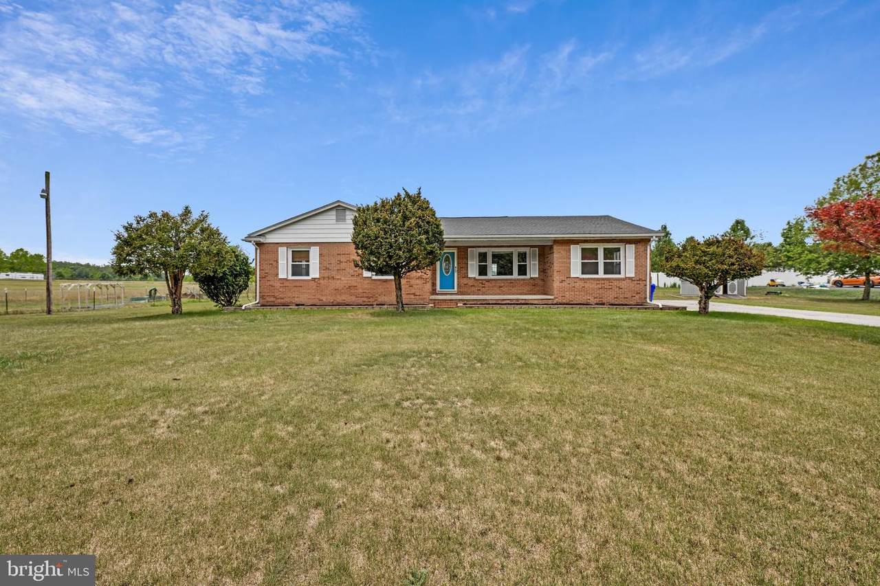 3801 Gardiner Road - Photo 1