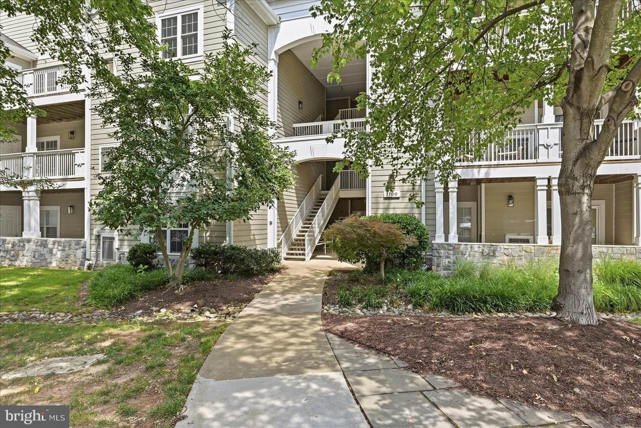 1700 Lake Shore Crest Drive - Photo 1