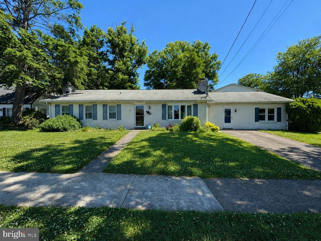1504 Brandt Avenue - Photo 1