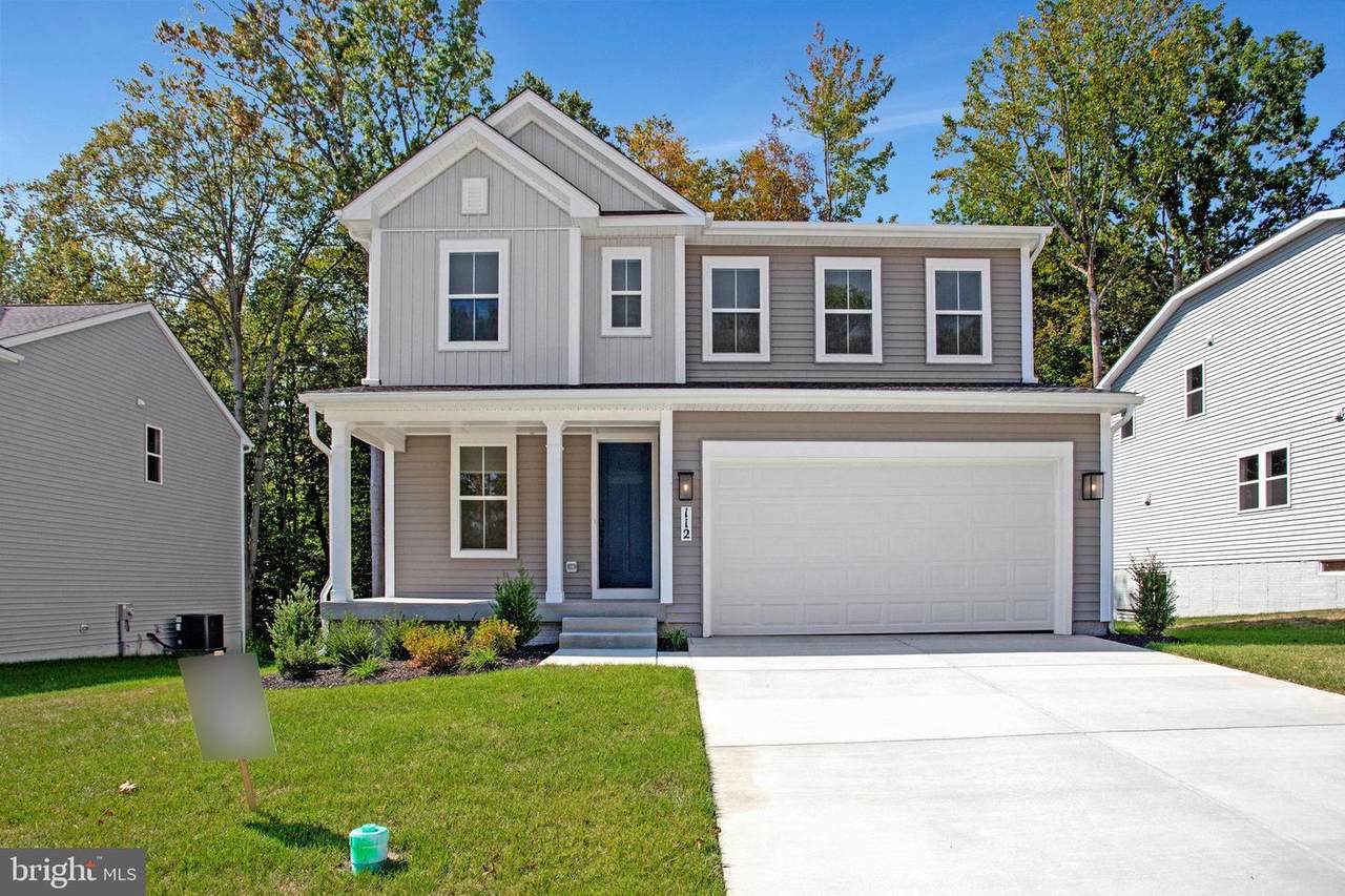 112 Catalpa Drive - Photo 1