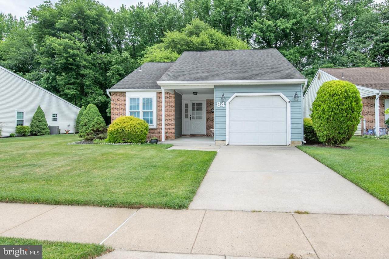 84 Bastian Drive - Photo 1