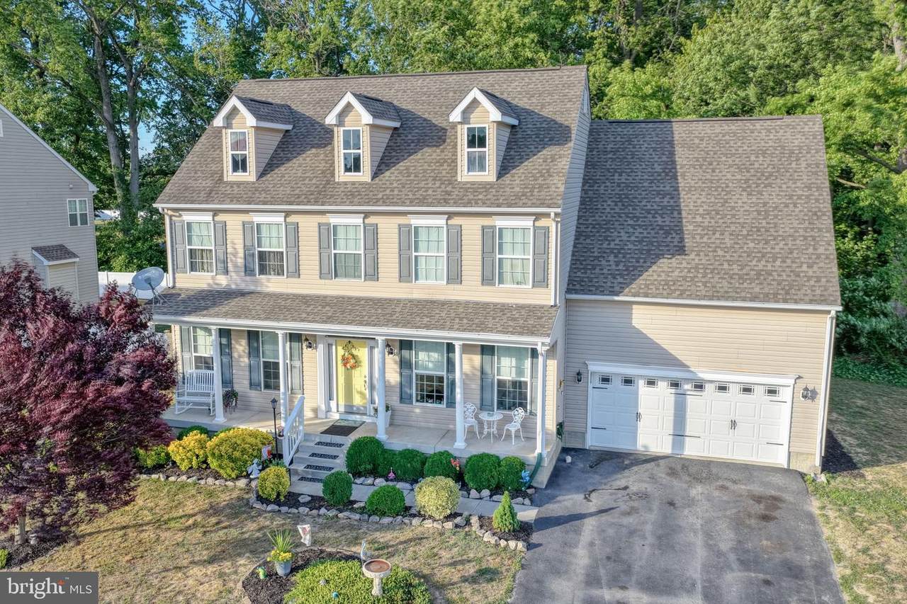 710 Olde Field Drive - Photo 1