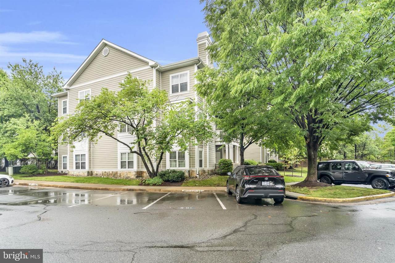 1701 Lake Shore Crest Drive - Photo 1