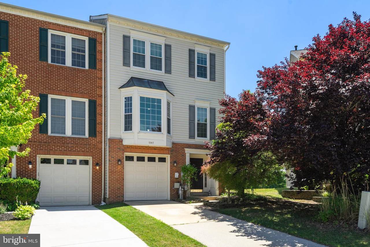 5917 Fox Glen Court - Photo 1