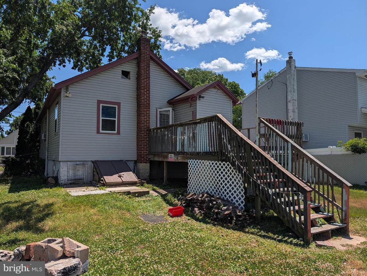 604 Harris Avenue - Photo 1