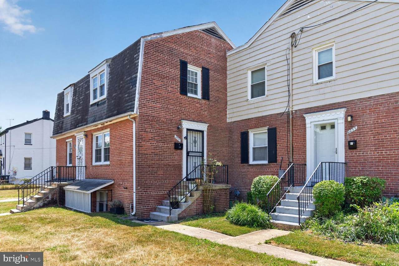 2437 Iverson Street - Photo 1
