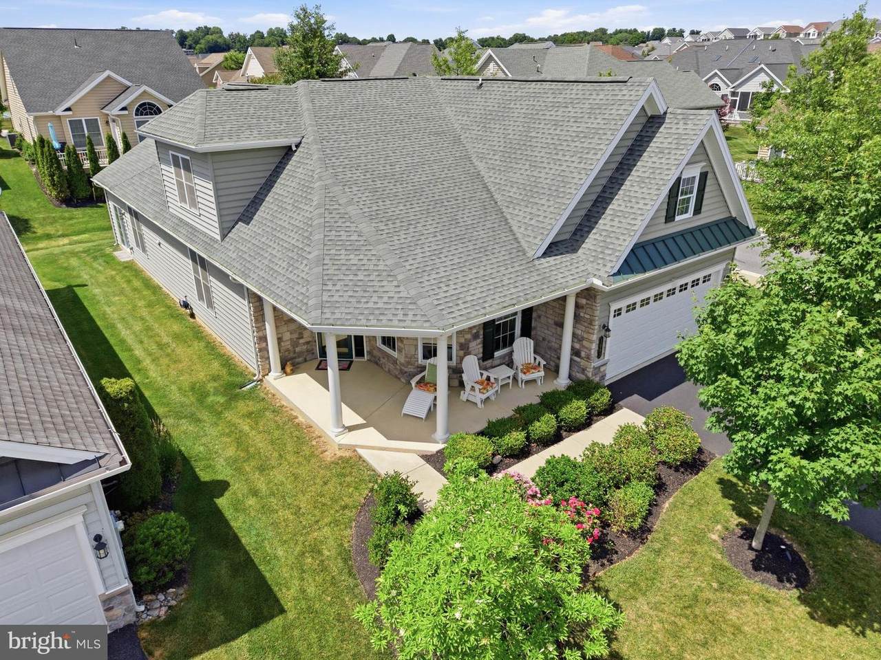 1063 Presidents Drive - Photo 1