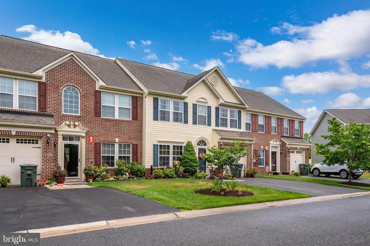 https://bt-photos.global.ssl.fastly.net/brightmls/1280_boomver_1_805073415592-2.jpg