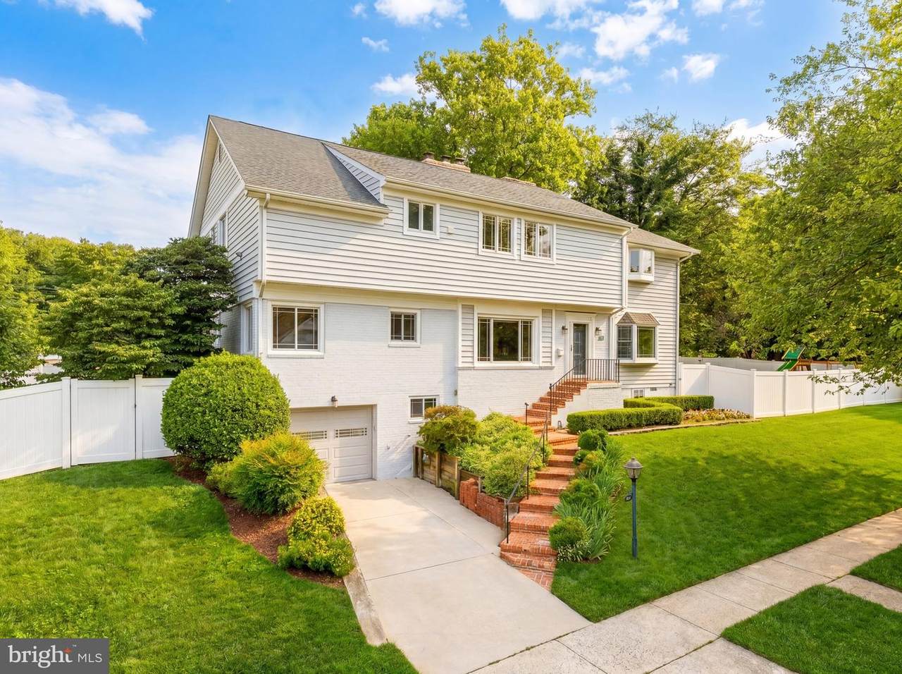 4717 Edgefield Road - Photo 1