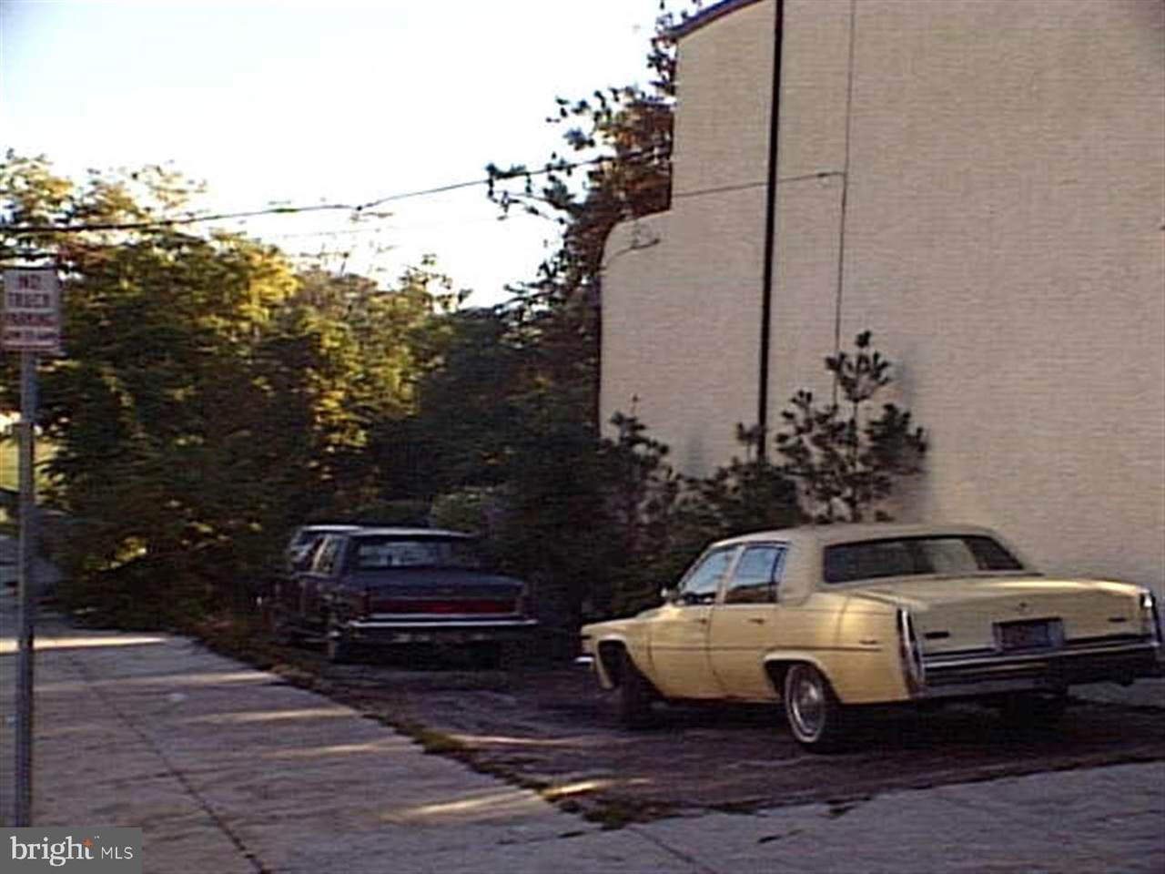 301 Marshall Street - Photo 1