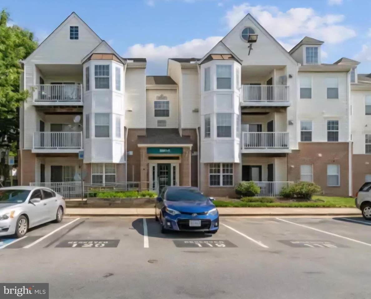 8941 Town Center Circle - Photo 1