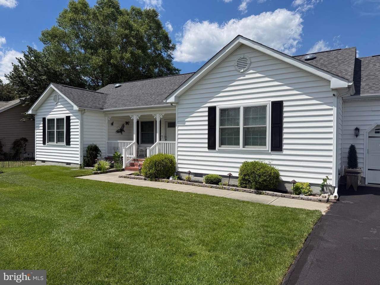 31033 Meadow Drive - Photo 1