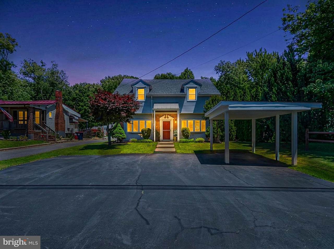 906 Frenchtown Road - Photo 1
