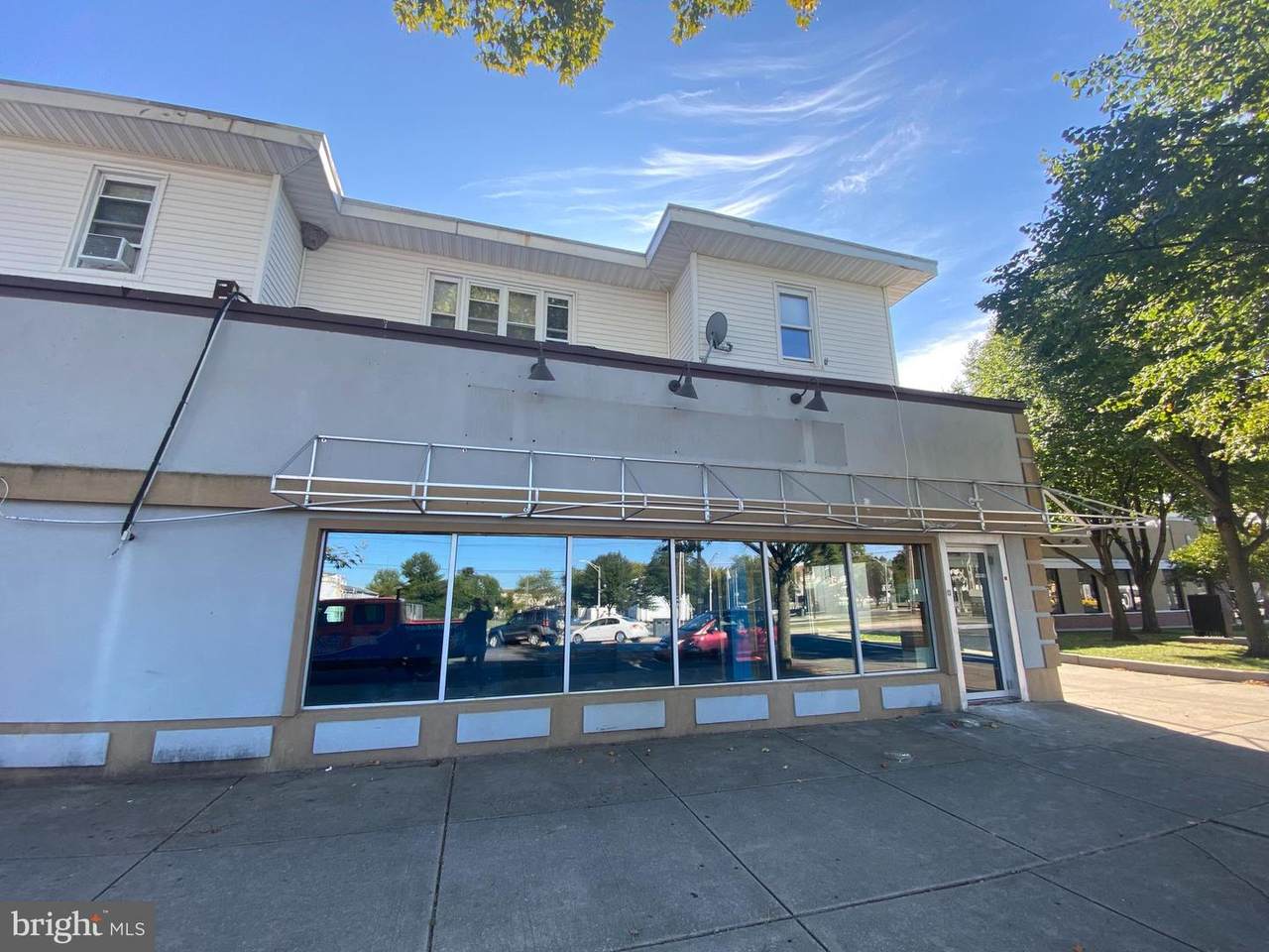 13 East Blvd - Photo 1
