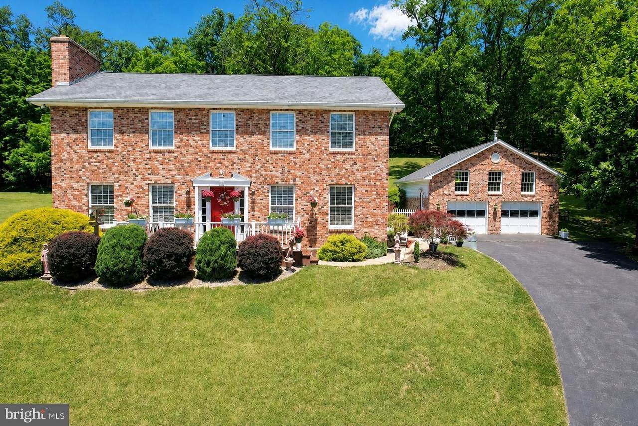 116 Kelley Avenue - Photo 1
