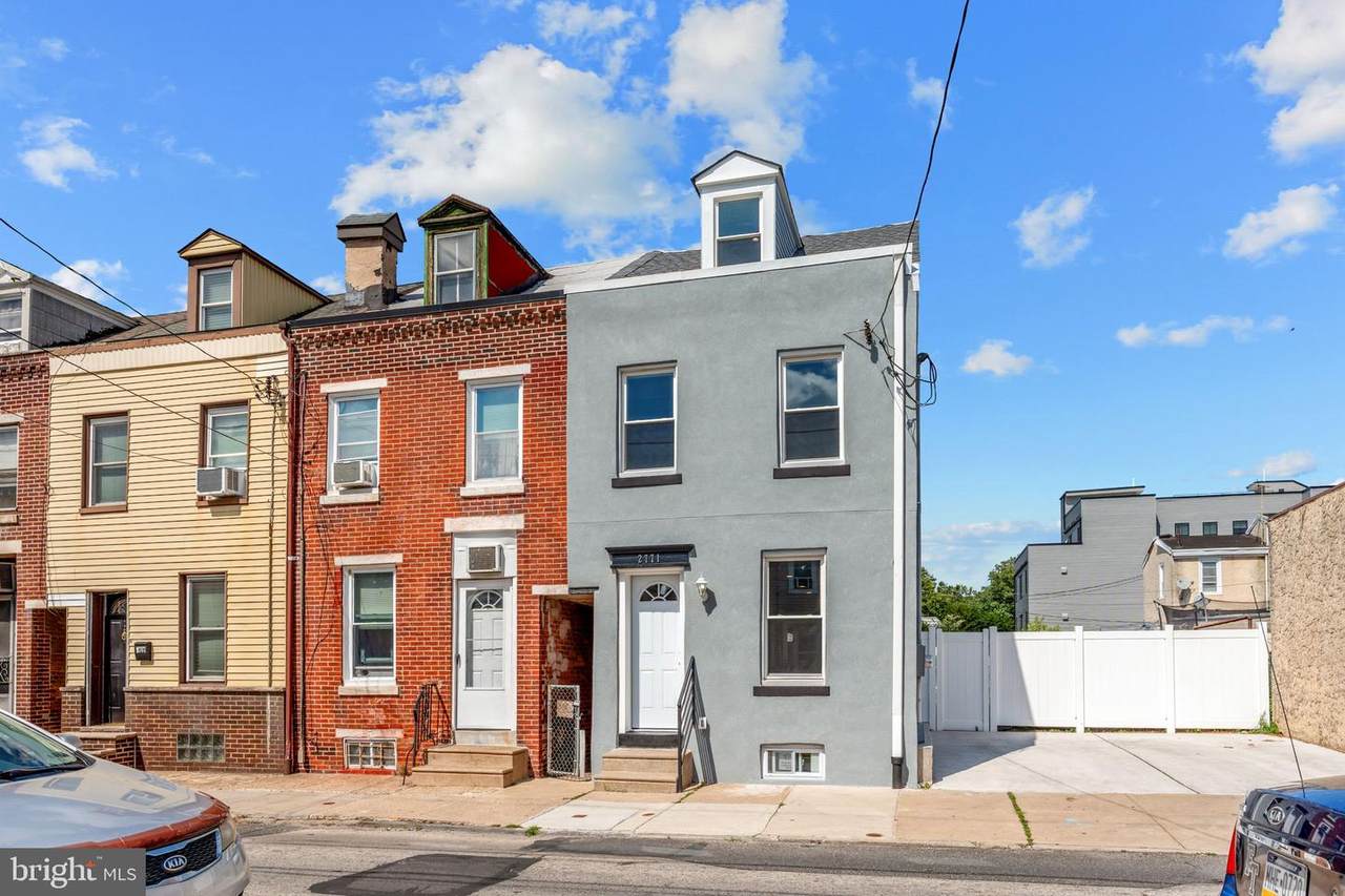 2771-2773 Ash Street - Photo 1