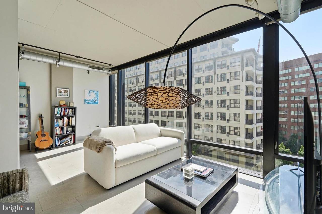 1133 14TH Street - Photo 1