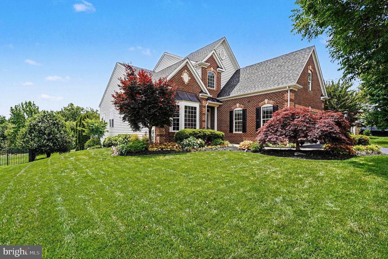 714 Monarchos Drive - Photo 1