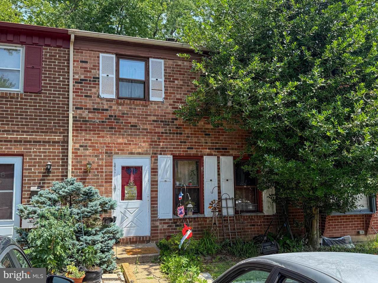 88 Providence Avenue - Photo 1