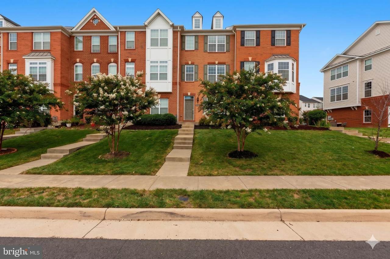 43140 Whelplehill Terrace - Photo 1