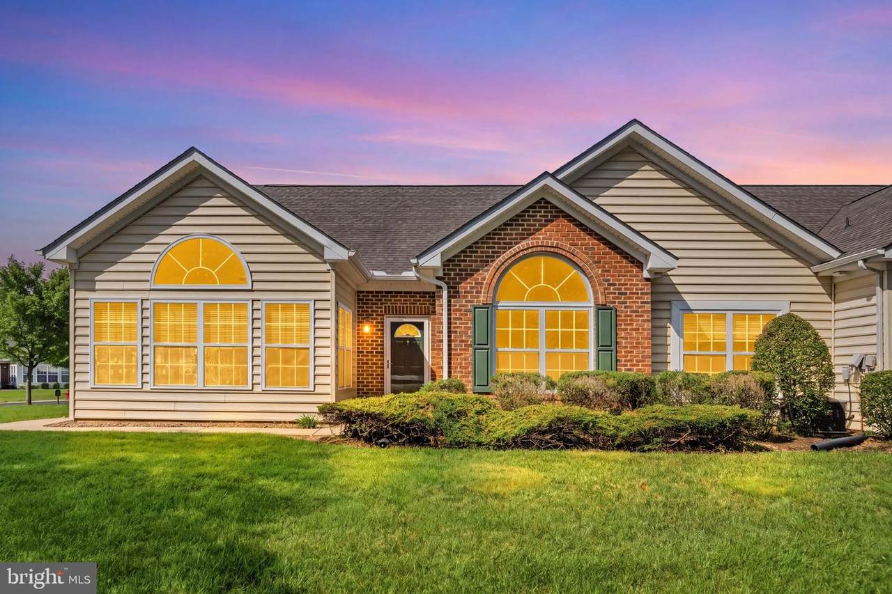 6233 Autumn Leaf Drive - Photo 1