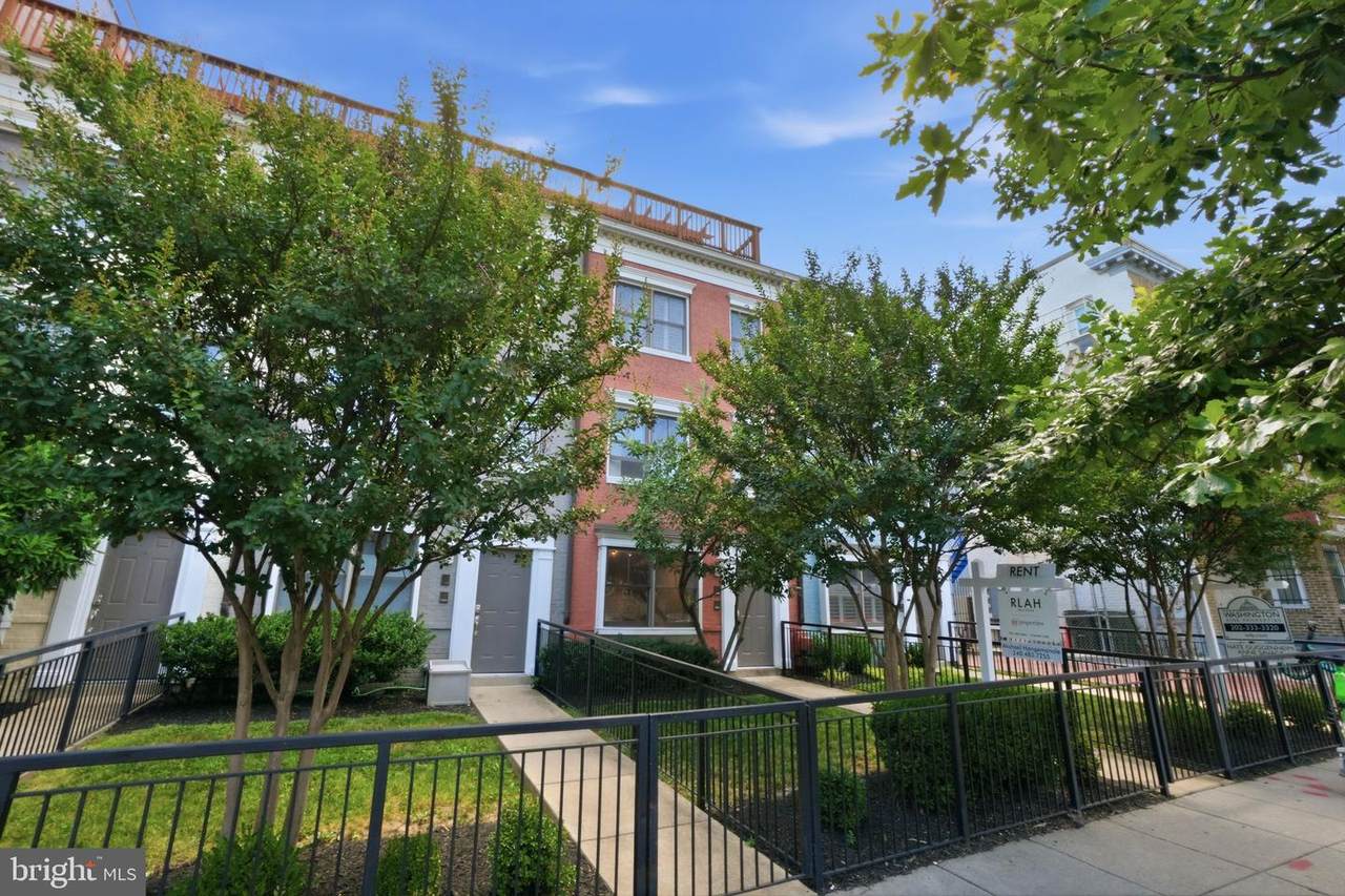 1413 11TH Street - Photo 1