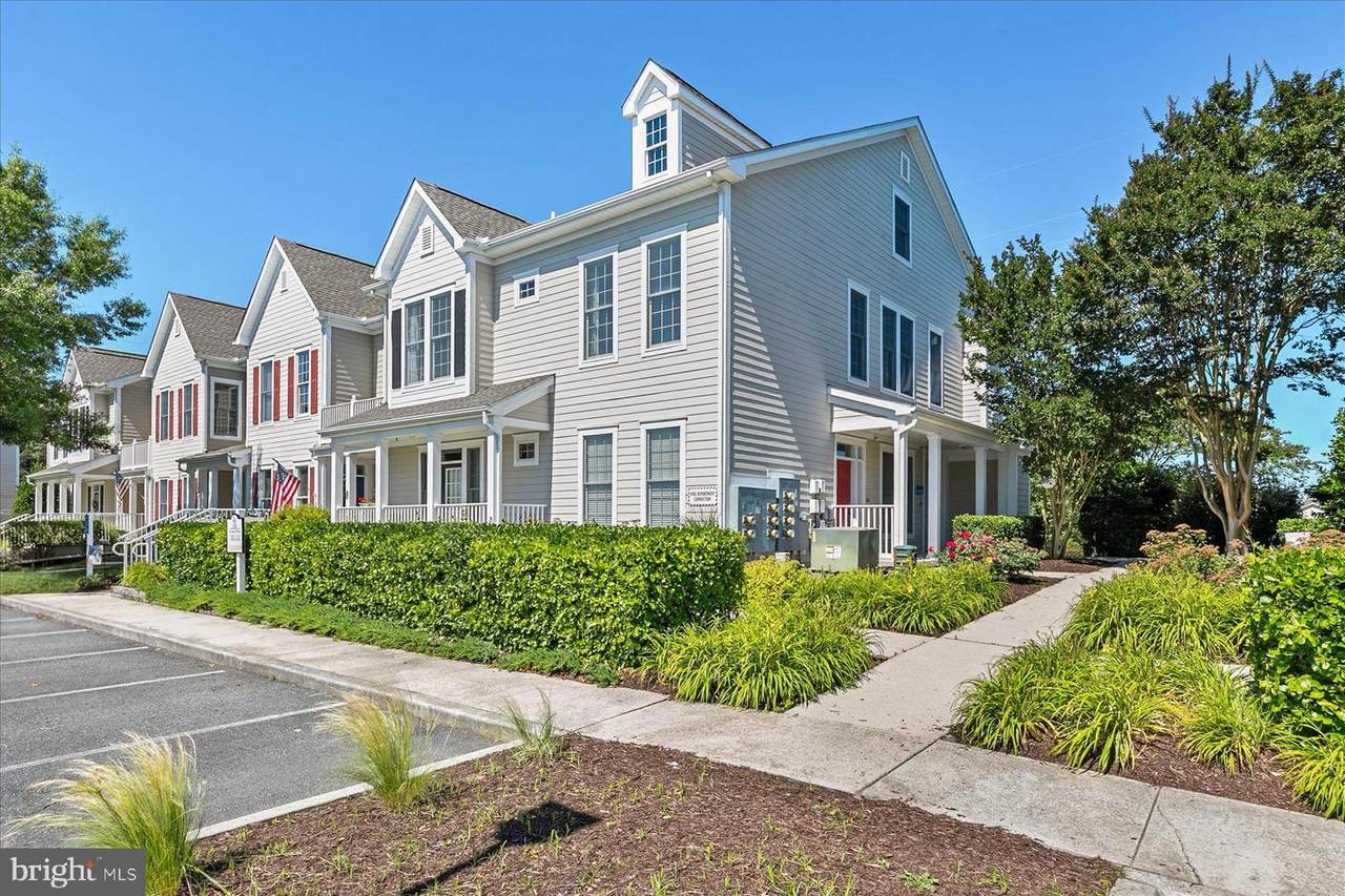128D October Glory Avenue - Photo 1