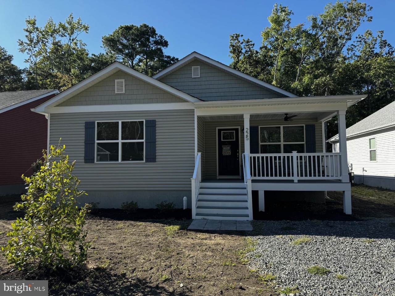 225 9TH Street - Photo 1