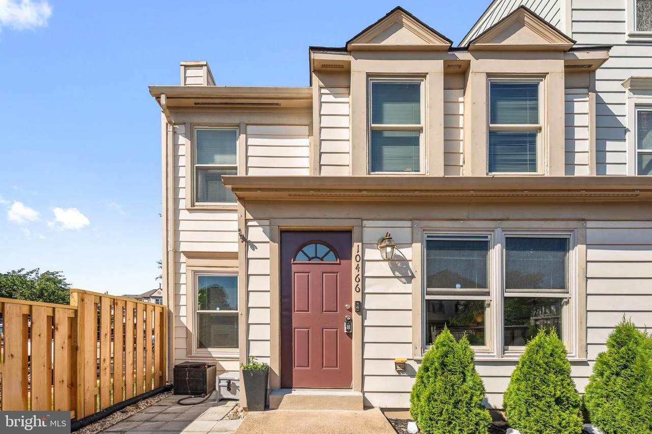10466 Paradise Court - Photo 1