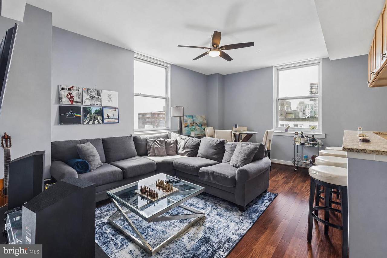 111 15TH Street - Photo 1