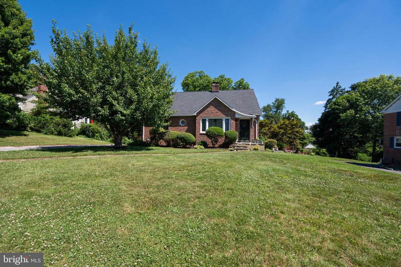 223 Edridge Way - Photo 1