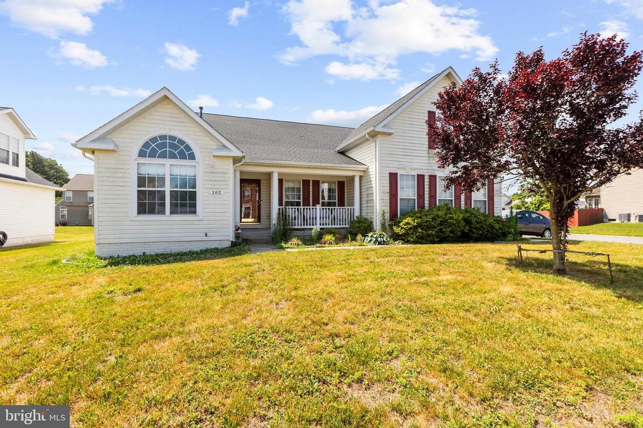 102 Lister Lane - Photo 1