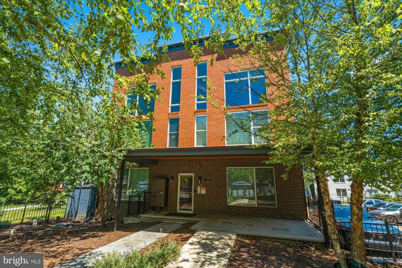 37 Missouri Avenue - Photo 1