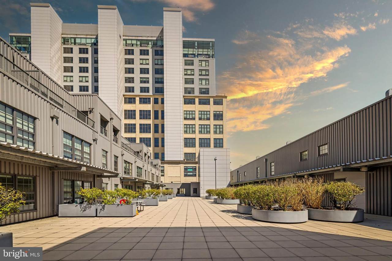 1200 Steuart Street - Photo 1