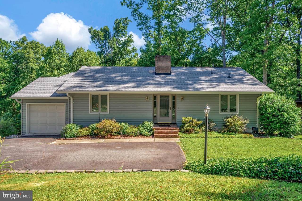 8 Ridgemore Circle - Photo 1
