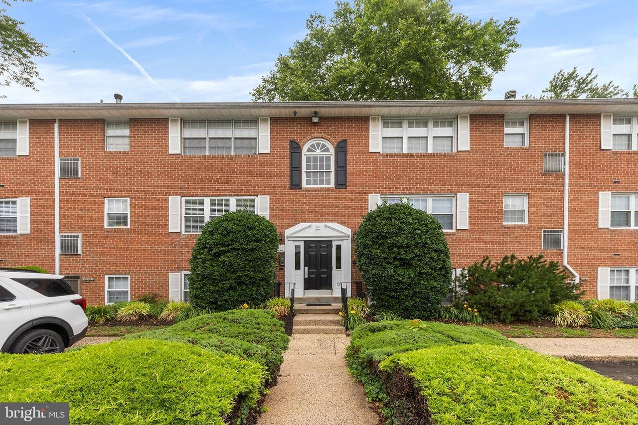 800 South Avenue - Photo 1