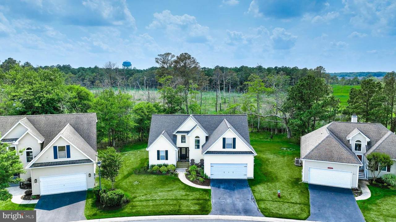 37114 Pinehurst Court - Photo 1